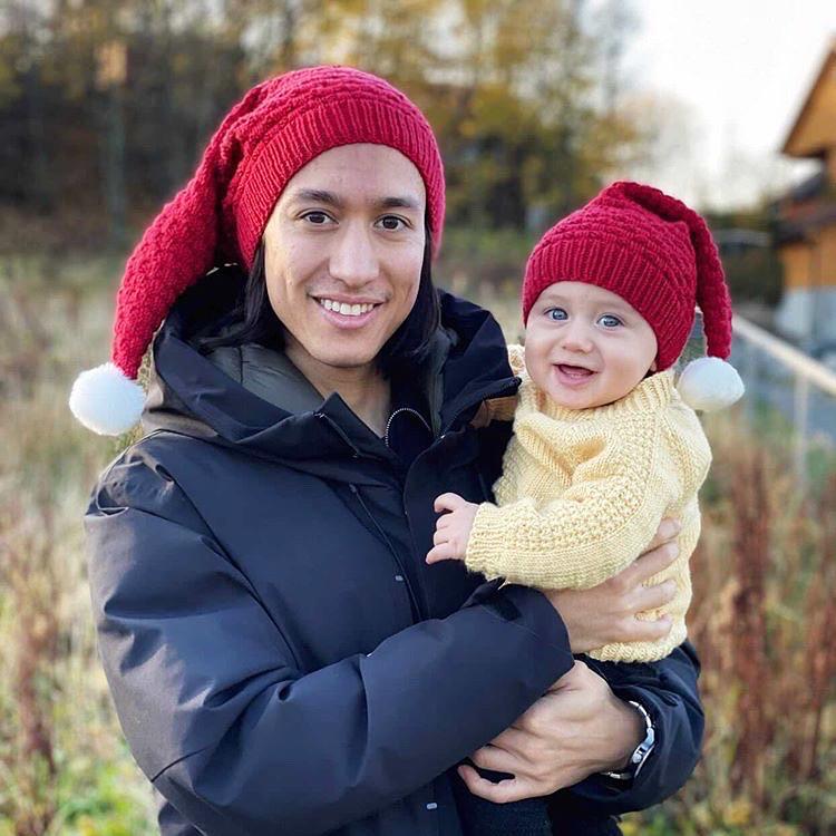 Imre Santa Hat